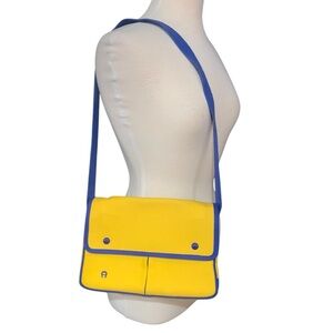 Vntg 80’s Etienne Aigner yellow and blue canvas shoulder bag- rare
